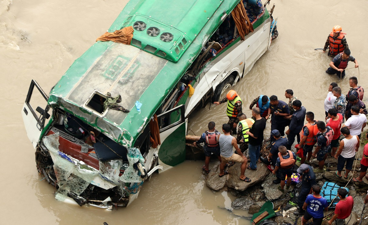 Trishuli bus accident21692799124.jpg